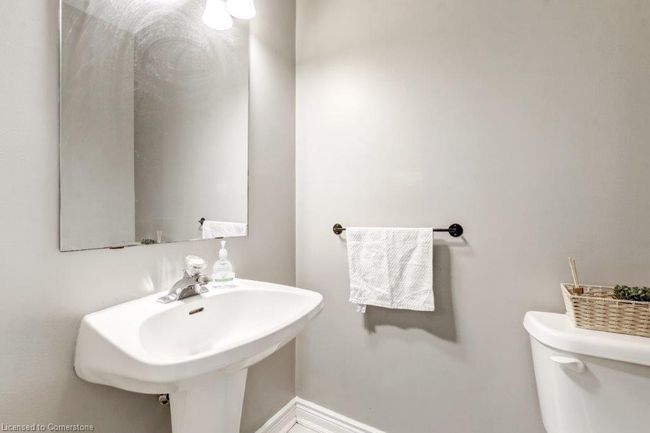 2 - 561 Princess Ave, Townhouse with 3 bedrooms, 3 bathrooms and 2 parking in London ON | Image 12
