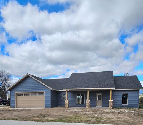 510 S Lake St, Frazee, MN, 56544-4406 | Card Image