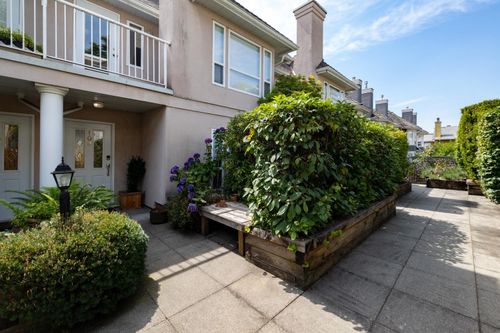 109-225 E 6th Street, North Vancouver, BC, V7L1P4 | Card Image