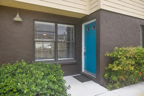 960 Highland St, SARASOTA, FL, 34234-5733 | Card Image