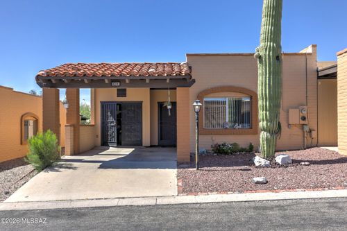 1435 W Calle Pueblo, Green Valley, AZ, 85622-3217 | Card Image