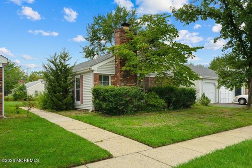 100a-3A Dogwood Ct, Lakewood, NJ, 08701-2405 | Card Image