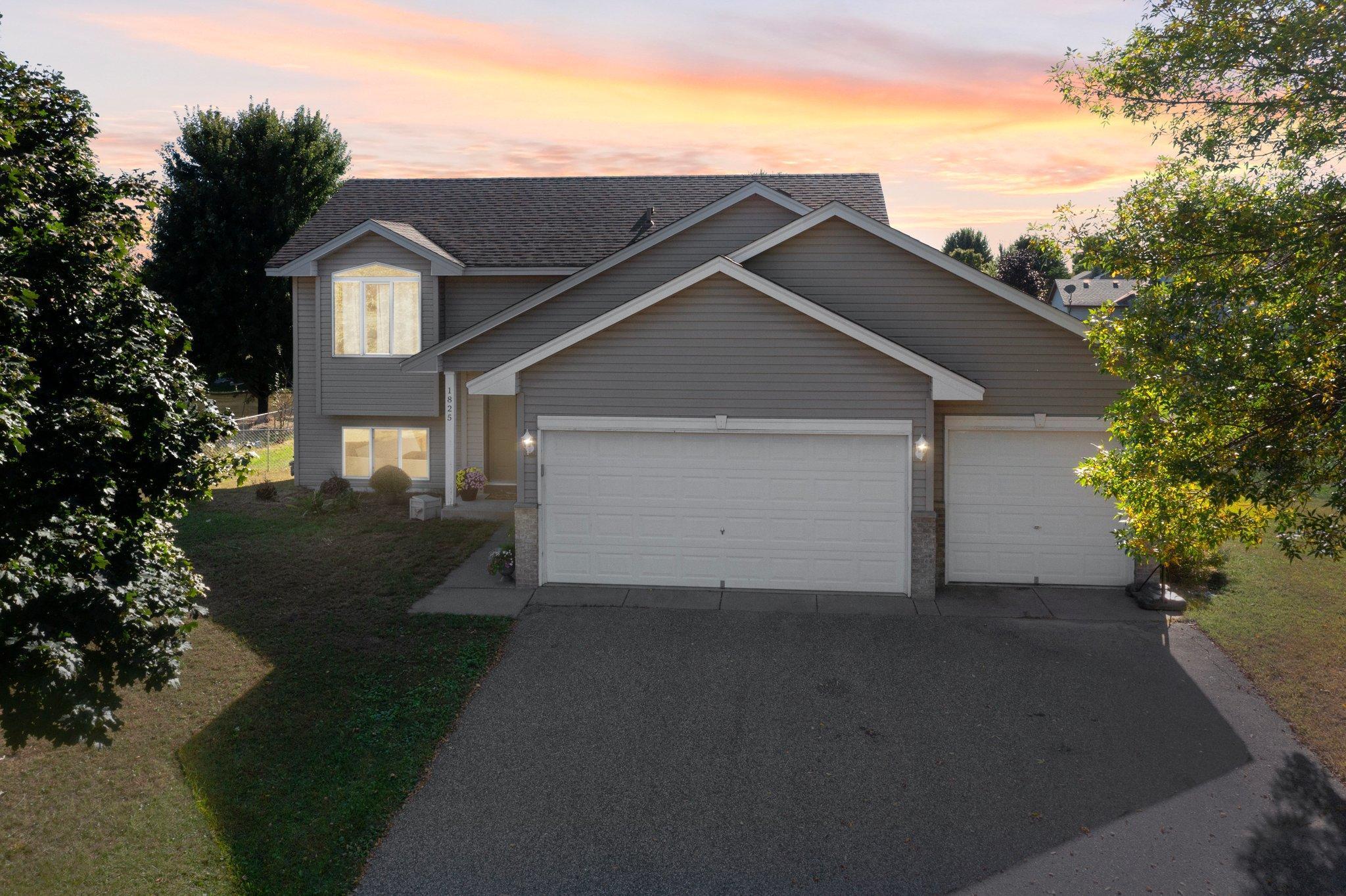 Garfield St, Cambridge, MN 55008