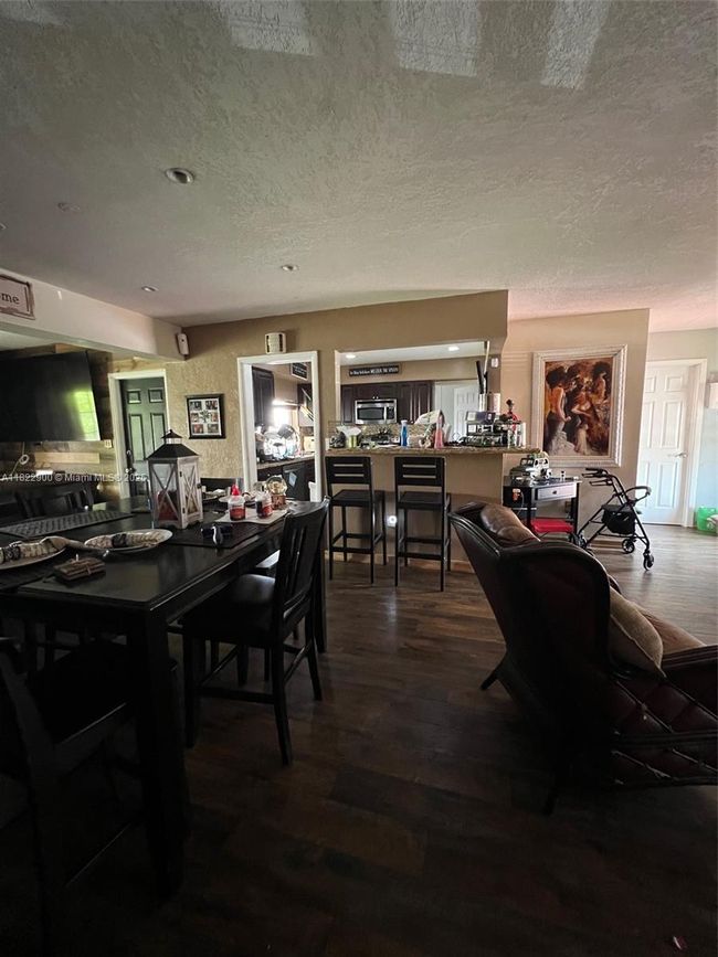 8230 Nw 15 Th St, House other with 3 bedrooms, 1 bathrooms and null parking in Pembroke Pines FL | Image 18