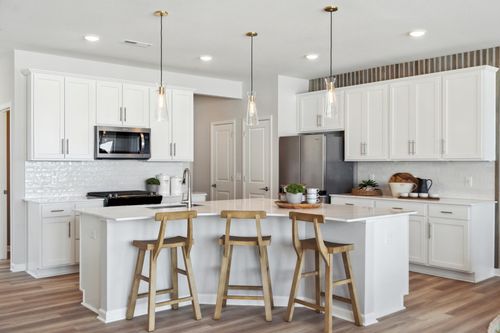 4722 Airlake Curv, Woodbury, MN, 55129-7603 | Card Image
