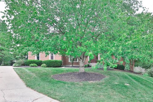 5911 Hazeltine Blvd, West Chester, OH, 45069-1965 | Card Image