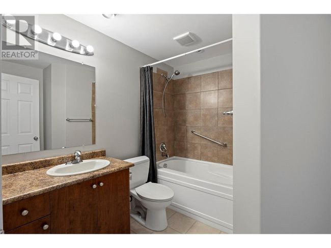 2039 Cornerstone Dr, House other with 4 bedrooms, 3 bathrooms and 2 parking in West Kelowna BC | Image 23