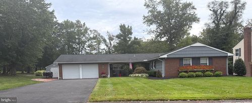 150 Country Club Road, WILLINGBORO, NJ, 08046 | Card Image