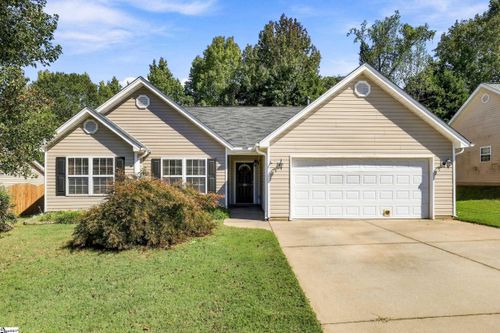 105 Sturgeon Bay Drive, Taylors, SC, 29687 | Card Image