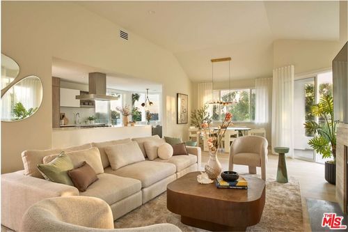 apt-304-6489 Cavalleri Rd, Malibu, CA, 90265-4081 | Card Image