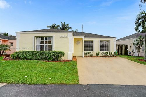 22255 Sw 97th Ct, Cutler Bay, FL, 33190-1535 | Card Image