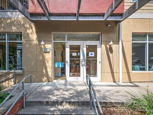 unit-c-157 S Lexington Ave, Asheville, NC, 28801-3676 | Card Image
