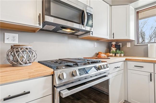 1545 Shrader Ave, House other with 3 bedrooms, 2 bathrooms and null parking in Monessen PA | Image 7