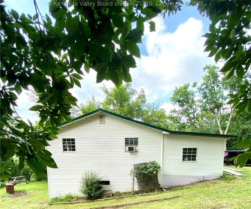 109 Hillcrest Dr, Ripley, WV, 25271-1321 | Card Image