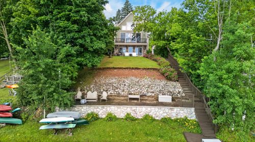 N7415 Lake Terrace Dr, Plymouth, WI, 53073-2832 | Card Image