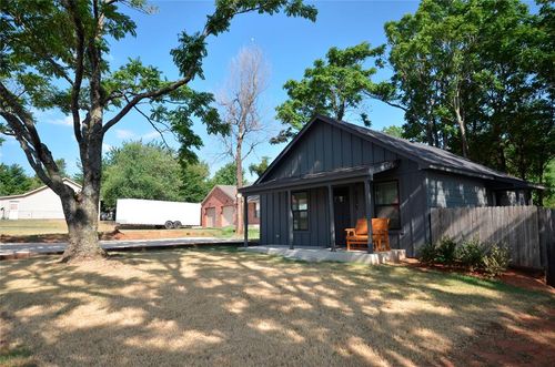 313 Se 2nd St, Blanchard, OK, 73010-5508 | Card Image
