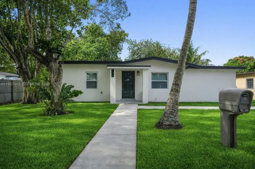 13720 Nw 4th Ct, North Miami, FL, 33168-4036 | Card Image