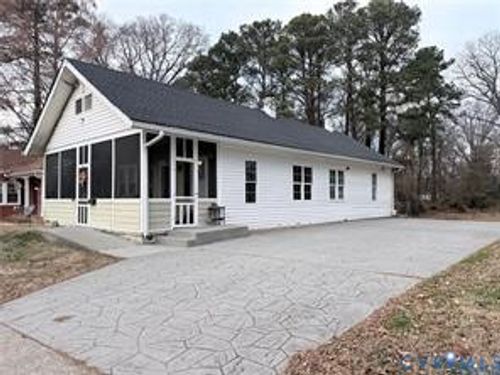 2409 W City Point Rd, Hopewell, VA, 23860-2052 | Card Image