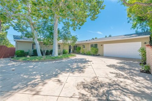  Crosson Drive, Woodland Hills, CA, 91367 | Card Image