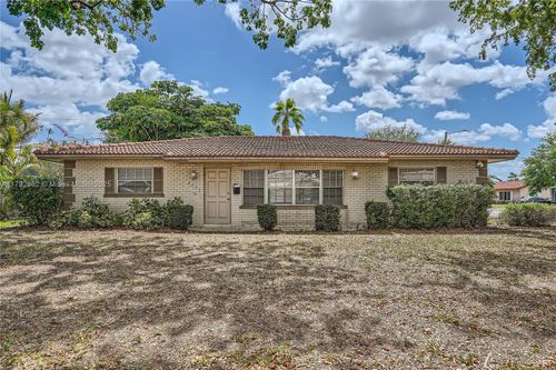 4109 Nw 79th Ave, Coral Springs, FL, 33065-1932 | Card Image