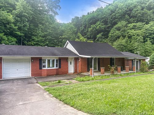 2101 Town Hill Rd, Jackson, KY, 41339-8106 | Card Image