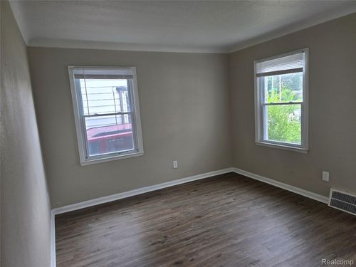 14118 Evergreen Rd, Detroit, MI, 48223-2859 | Card Image