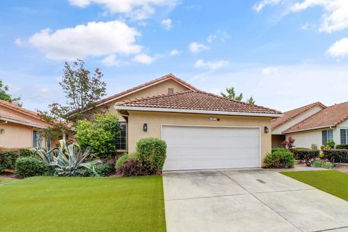 31 Aruba Circle, Sacramento, CA, 95823 | Card Image