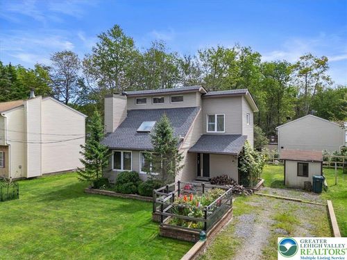 5009 Woodside Dr, Tobyhanna, PA, 18466-3138 | Card Image