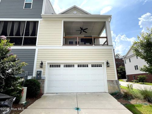 60 Brownstone Ln, Southern Pines, NC, 28387-2320 | Card Image