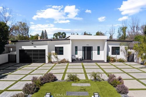 23143 Leonora Dr, Woodland Hills, CA, 91367-6117 | Card Image