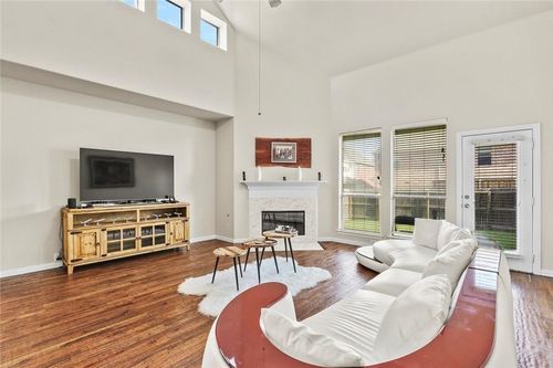 8778 Fisher Dr, Frisco, TX, 75033-6256 | Card Image