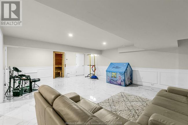 3741 Inglewood Ave, House other with 6 bedrooms, 5 bathrooms and null parking in Windsor ON | Image 35