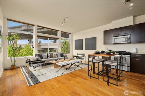 apt-403-2960 Eastlake Ave E, Seattle, WA, 98102-2005 | Card Image
