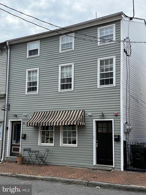 30 E Union St, BURLINGTON, NJ, 08016-1509 | Card Image