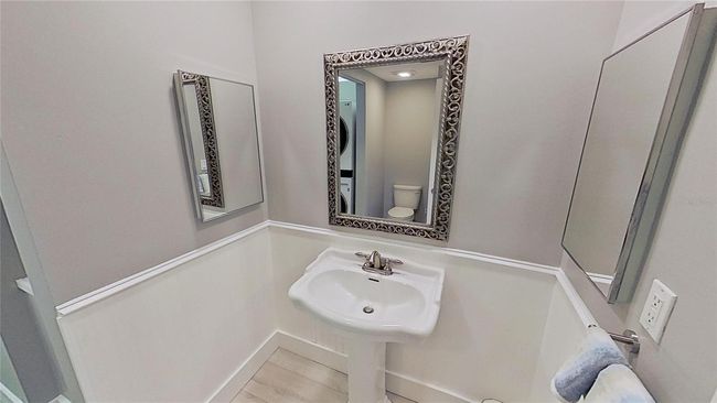 Powder Room | Image 39