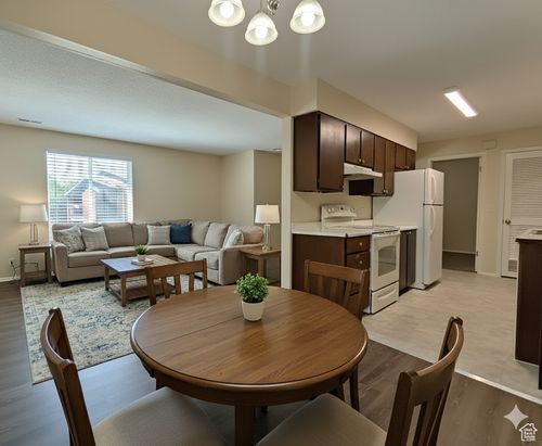 a12-4536 1900, Roy, UT, 84067-2665 | Card Image