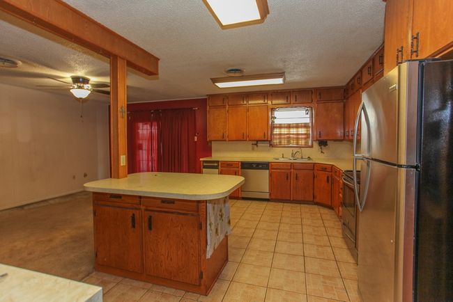 1 - 2607 Alamesa Dr, House other with 3 bedrooms, 2 bathrooms and 3 parking in Big Spring TX | Image 15