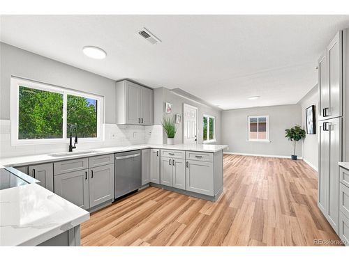 1364 Lima St, Aurora, CO, 80010-3513 | Card Image