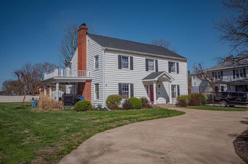 801 Jackson St, MACON, MO, 63552-2064 | Card Image