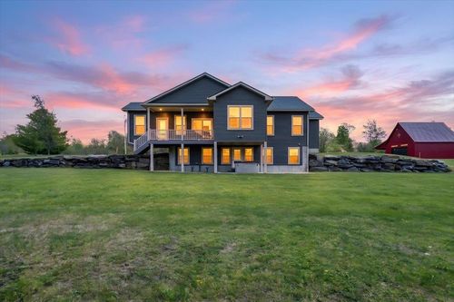 28 Riley'S Way, Highgate, VT, 05459 | Card Image