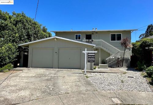 29 Leafwood Cir, San Rafael, CA, 94901-1652 | Card Image