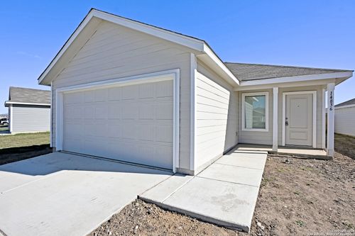 14836 Onyx Pl, Elmendorf, TX, 78112-0490 | Card Image