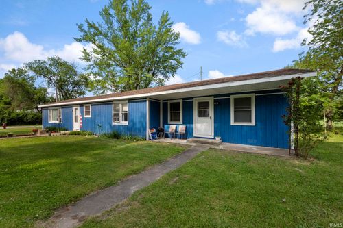 510 W West St, Medaryville, IN, 47957 | Card Image