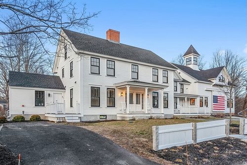 21-21 Bedford Rd, Carlisle, MA, 01741-1818 | Card Image