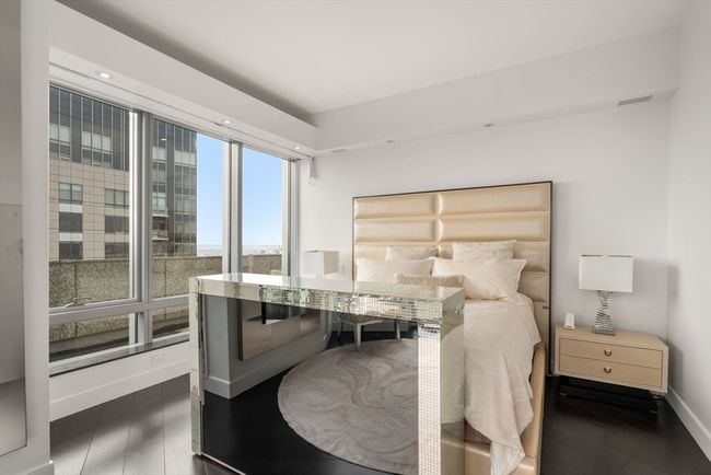 PH2B - 1 Avery St, Condo with 3 bedrooms, 5 bathrooms and null parking in Boston MA | Image 27