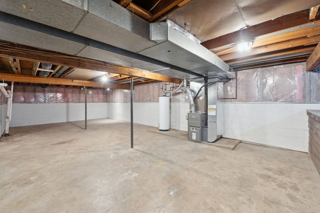9014 Grove Dr, House other with 4 bedrooms, 2 bathrooms and null parking in Whitmore Lake MI | Image 17