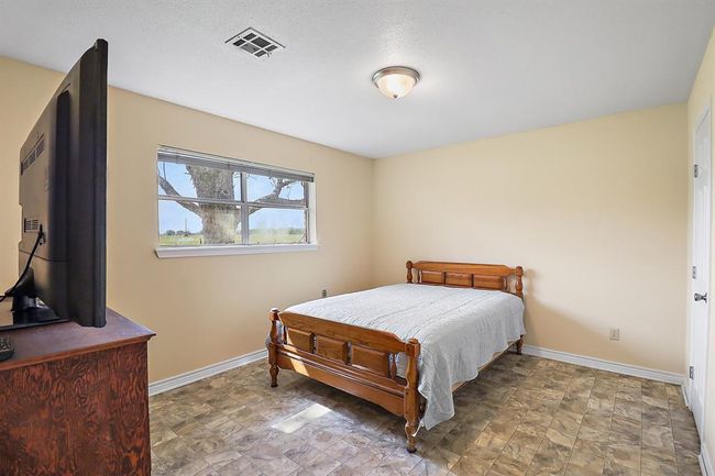 11221 State Highway 65, House other with 3 bedrooms, 2 bathrooms and 2 parking in Winnie TX | Image 16