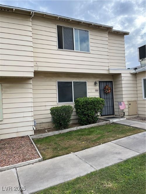 4952 Larkspur St, Las Vegas, NV, 89120-1612 | Card Image