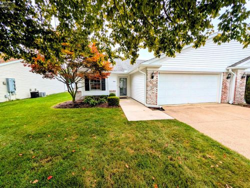 206 Lisa Ann Drive, Huron, OH, 44839 | Card Image