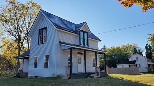 127 Grafton Ave, Alma, MI, 48801-2416 | Card Image